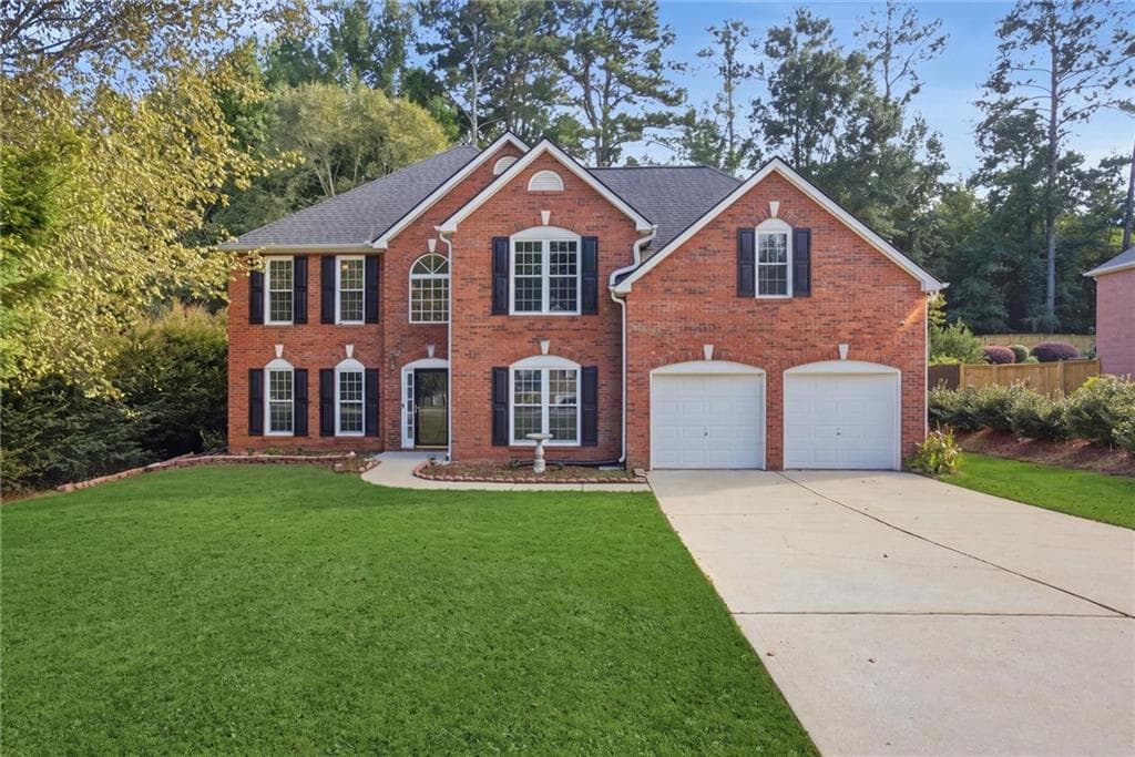 4 bedroom, 3 bathroom, 3,307 sq ft single family residence for sale at 2049 Town Square Drive, Mcdonough, GA 30253 — photo 4