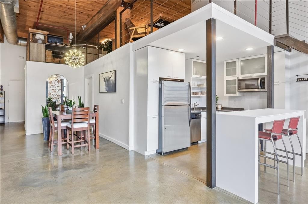 1 bedroom, 1 bathroom, 1,015 sq ft condominium for sale at 170 Boulevard H412, Atlanta, GA 30312 — photo 10