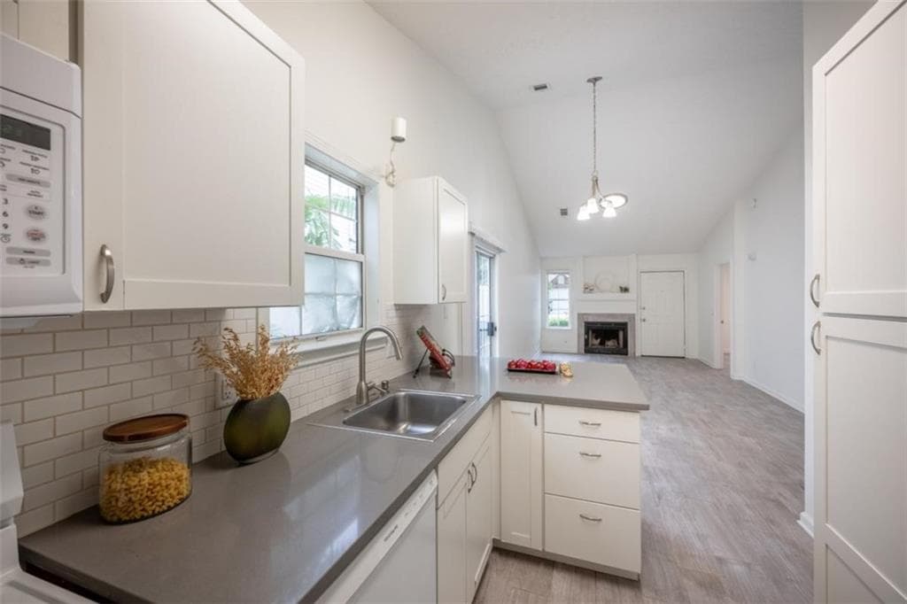 2 bedroom, 1 bathroom, 888 sq ft single family residence for sale at 3989 White Owl Court, Duluth, GA 30097 — photo 10