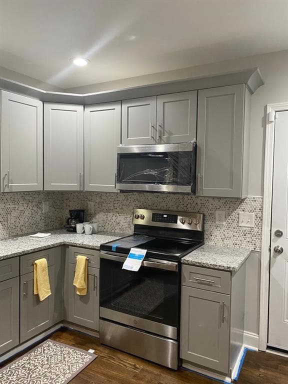 3 bedroom, 2 bathroom, 1,242 sq ft single family residence for sale at 141 Mcdonough Boulevard, Atlanta, GA 30315 — photo 5