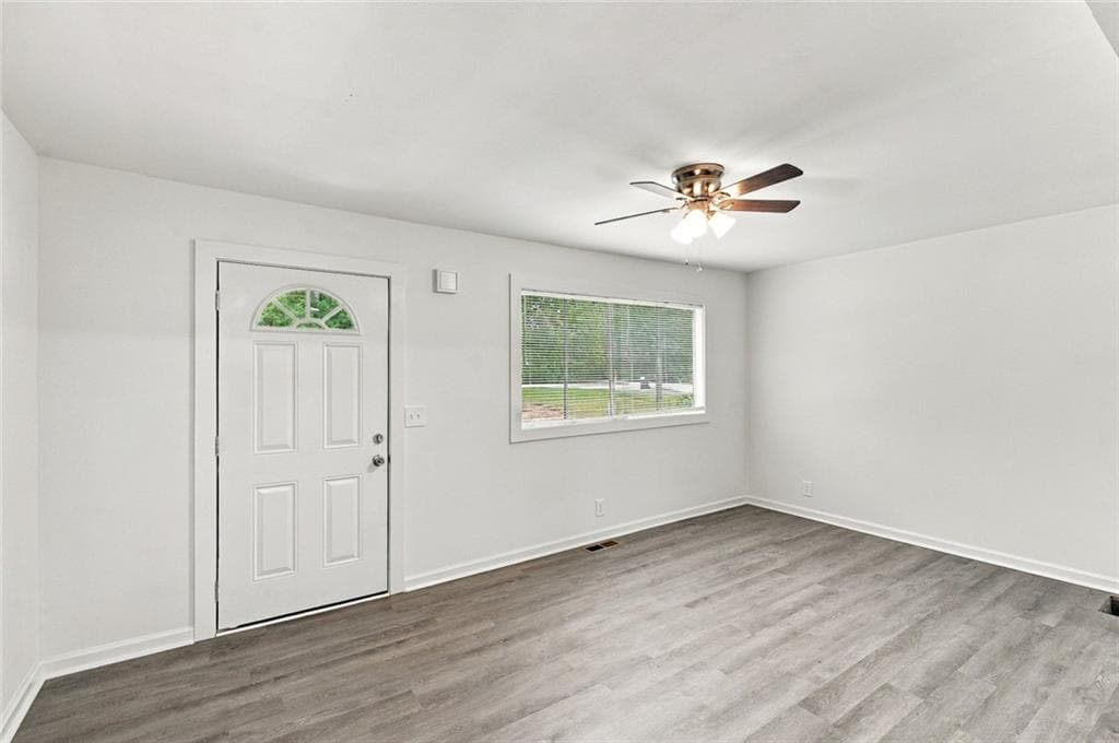 3 bedroom, 2 bathroom, 1,280 sq ft single family residence for sale at 2396 Scoggins Road, Dallas, GA 30157 — photo 6
