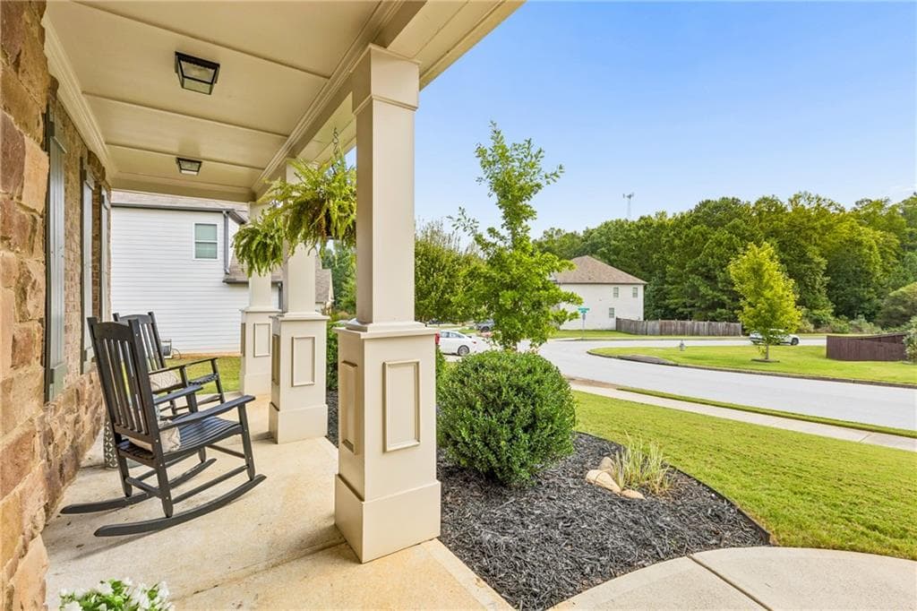5 bedroom, 3 bathroom, 3,039 sq ft single family residence for sale at 66 Rushing Creek Trail, Dallas, GA 30132 — photo 3