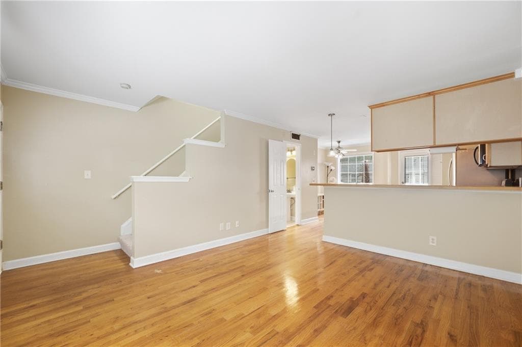 2 bedroom, 2 bathroom, 950 sq ft condominium for sale at 2232 Dunseath Avenue 203, Atlanta, GA 30318 — photo 8