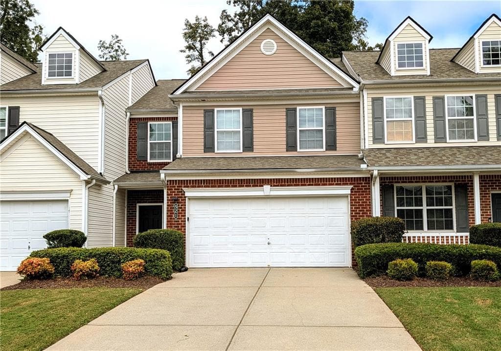 3 bedroom, 3 bathroom, 1,768 sq ft townhouse for rent at 521 Windstone Trail, Alpharetta, GA 30004 for $2,495 a month