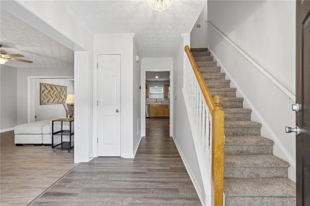4 bedroom, 4 bathroom, 2,544 sq ft single family residence for sale at 610 Eagle Glen Trace, Woodstock, GA 30189 — photo 6