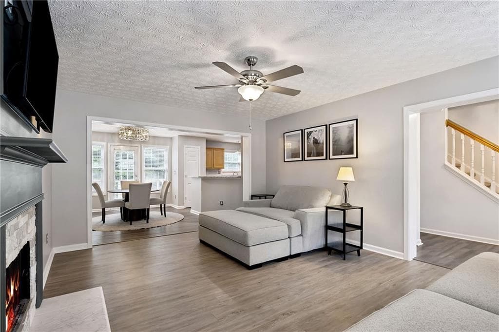 4 bedroom, 4 bathroom, 2,544 sq ft single family residence for sale at 610 Eagle Glen Trace, Woodstock, GA 30189 — photo 9