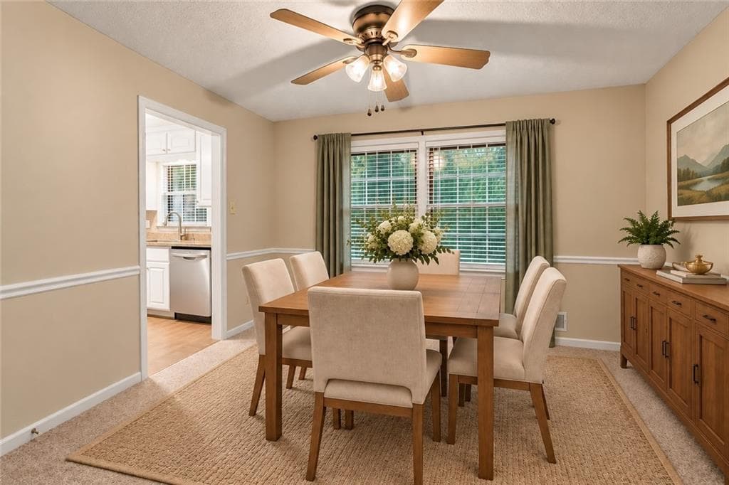 3 bedroom, 2 bathroom, 2,467 sq ft single family residence under contract at 2155 Vine Street, Snellville, GA 30078 — photo 5