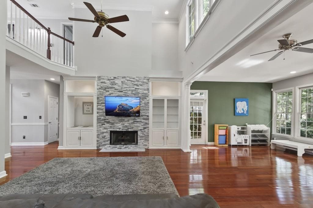 5 bedroom, 4 bathroom, 3,129 sq ft single family residence for sale at 4645 Gran River Glen, Duluth, GA 30096 — photo 6