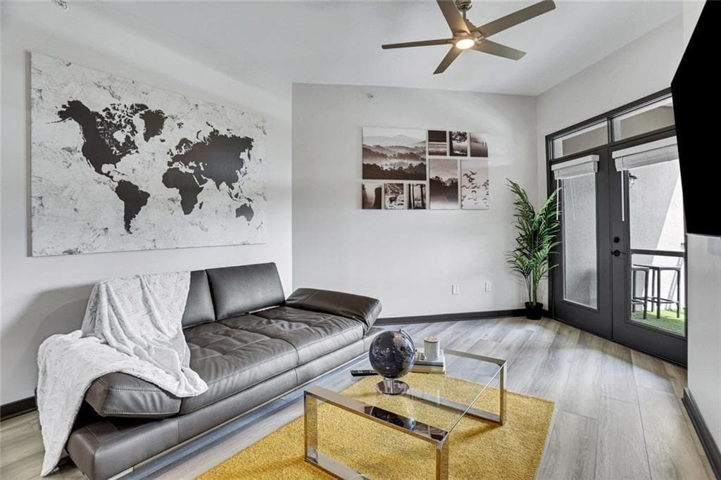 1 bedroom, 1 bathroom, 868 sq ft condominium for sale at 390 17th Street 6006, Atlanta, GA 30363 — photo 3