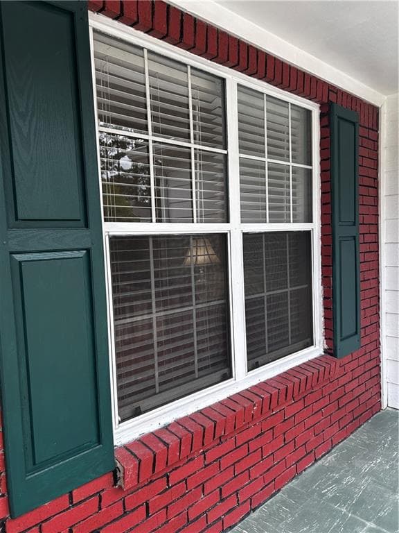 3 bedroom, 2 bathroom, 1,300 sq ft single family residence for sale at 9143 Clubhouse Drive, Riverdale, GA 30274 — photo 7