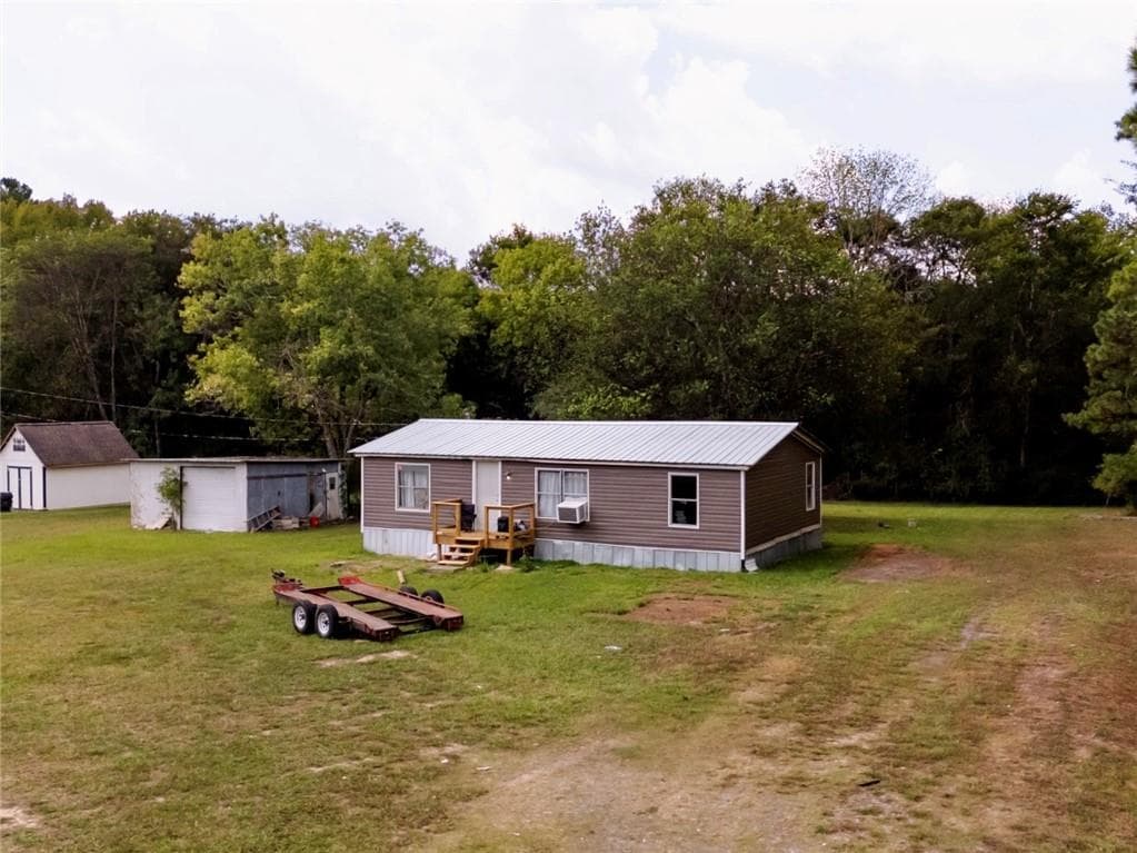 3 bedroom, 2 bathroom, 960 sq ft single family residence for sale at 10 Farm Road, Taylorsville, GA 30178 — photo 4