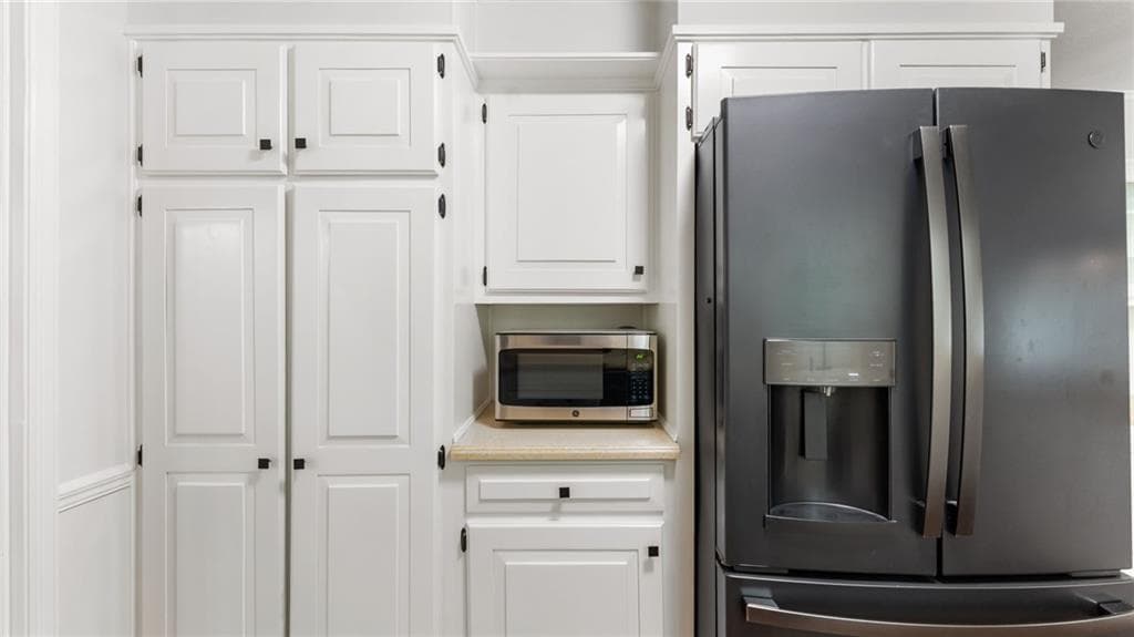 4 bedroom, 4 bathroom, 3,802 sq ft single family residence for sale at 2679 Regency Drive, Tucker, GA 30084 — photo 9