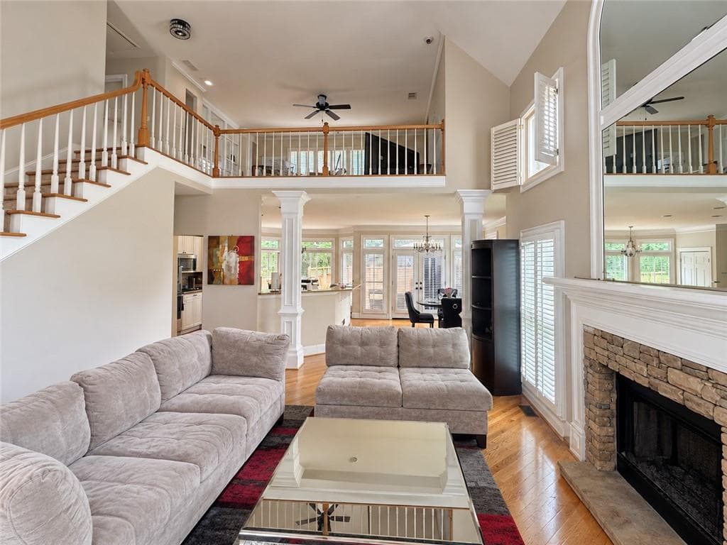 3 bedroom, 3 bathroom, 2,530 sq ft single family residence for sale at 1033 Spalding Club Court, Atlanta, GA 30338 — photo 8