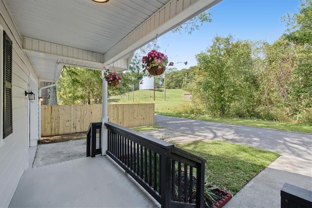 2 bedroom, 1 bathroom, 1,086 sq ft single family residence for sale at 125 4th Street, Rome, GA 30161 — photo 8