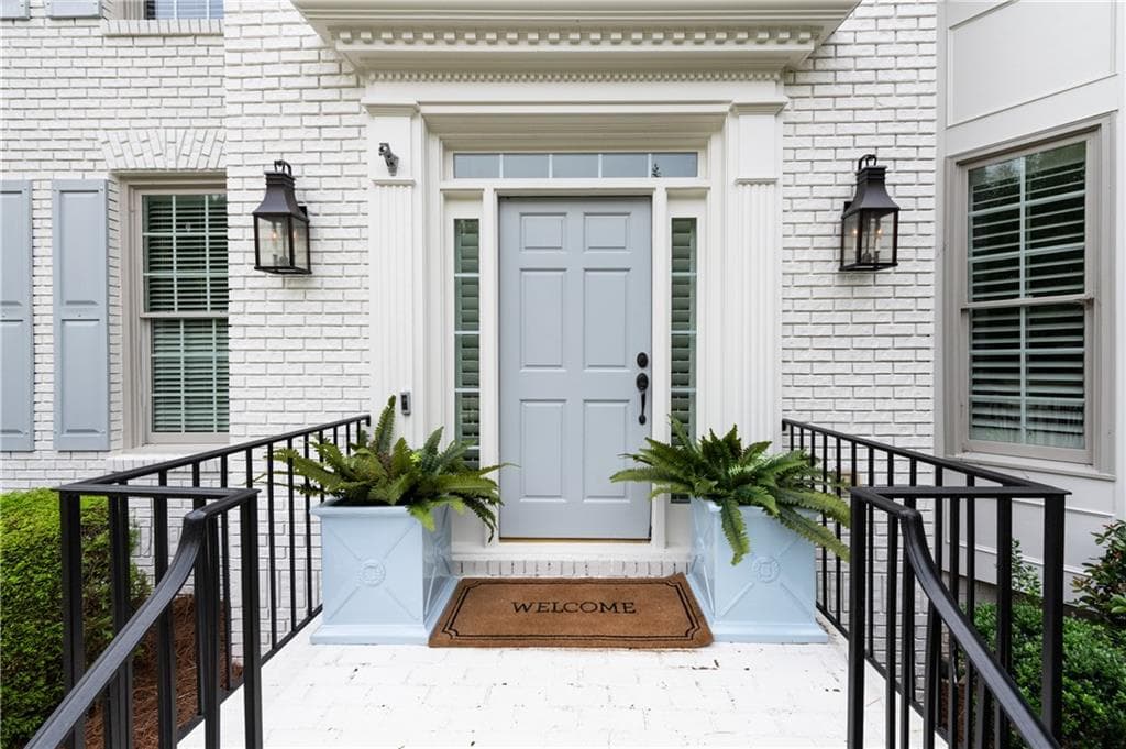6 bedroom, 5 bathroom, 4,324 sq ft single family residence for sale at 5170 Edgerton Drive, Peachtree Corners, GA 30092 — photo 3