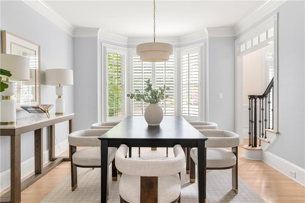 6 bedroom, 5 bathroom, 4,324 sq ft single family residence for sale at 5170 Edgerton Drive, Peachtree Corners, GA 30092 — photo 9