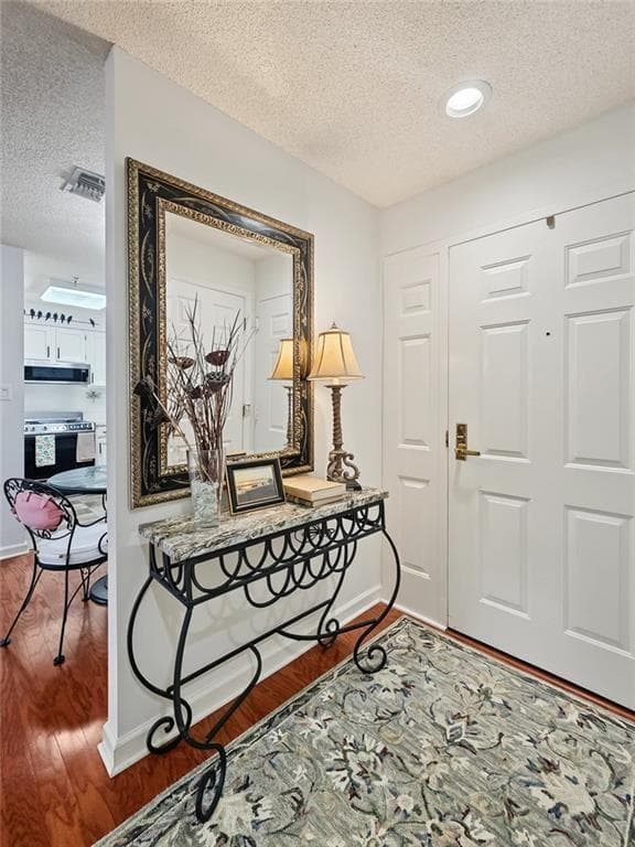 1 bedroom, 1 bathroom, 872 sq ft condominium for sale at 1800 Clairmont Lk A703, Decatur, GA 30033 — photo 10