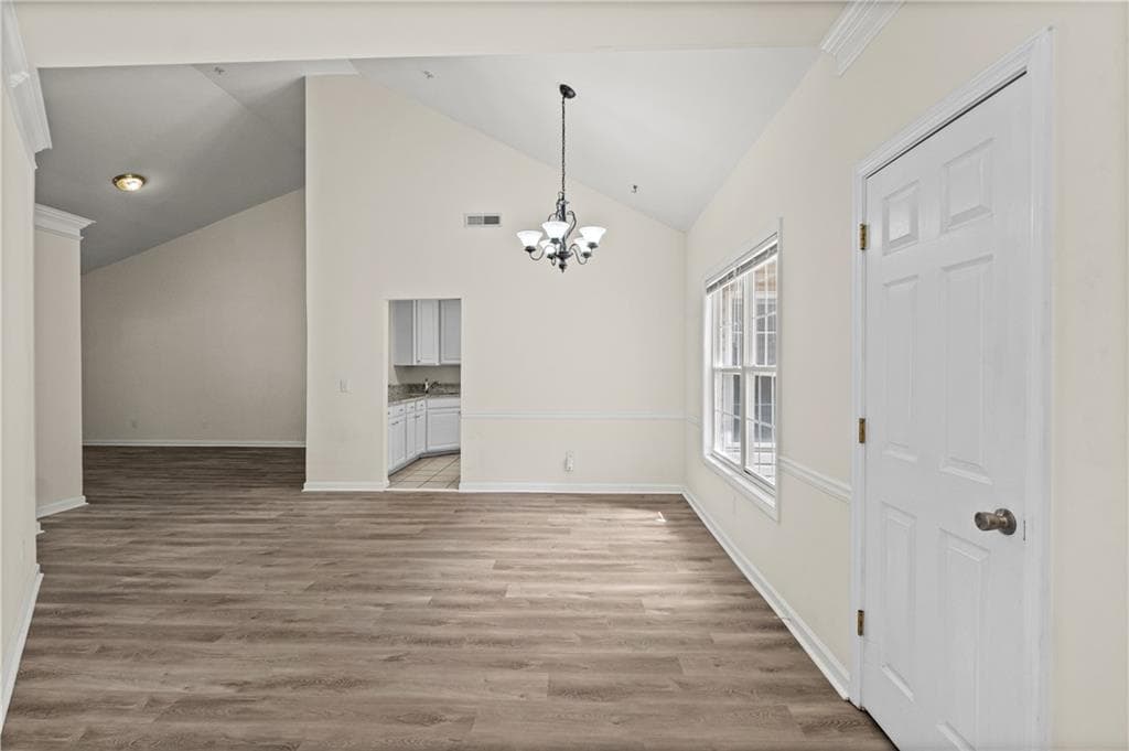 3 bedroom, 3 bathroom townhouse for rent at 8806 Fairview Bluff Road, Johns Creek, GA 30022 for $2,395 a month — photo 4