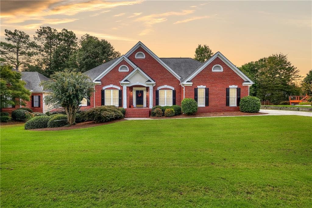 3 bedroom, 4 bathroom, 3,712 sq ft single family residence for sale at 613 EAGLE RIVER Lane, Grayson, GA 30017