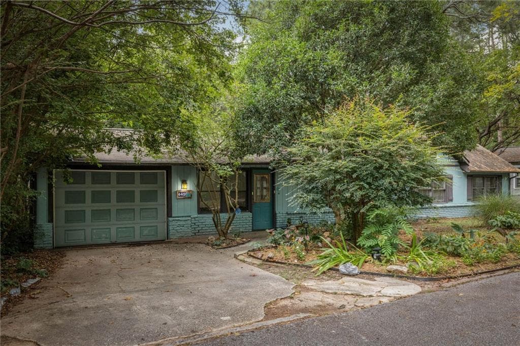 2 bedroom, 1 bathroom, 1,367 sq ft single family residence for sale at 449 Magnolia Drive, Pine Lake, GA 30072 — photo 2
