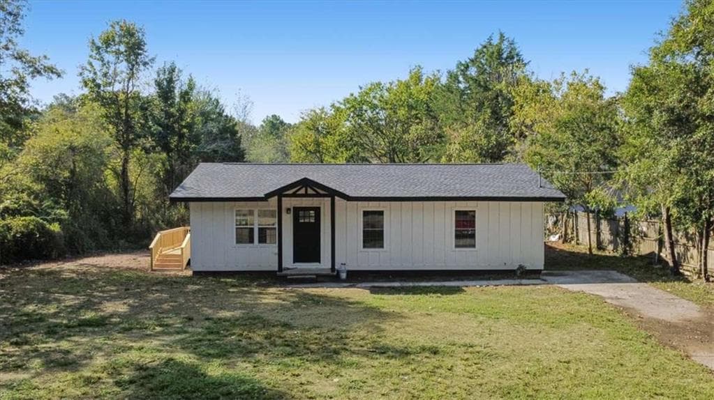 4 bedroom, 2 bathroom, 1,560 sq ft single family residence for sale at 396 Price Road, Rome, GA 30161 — photo 2
