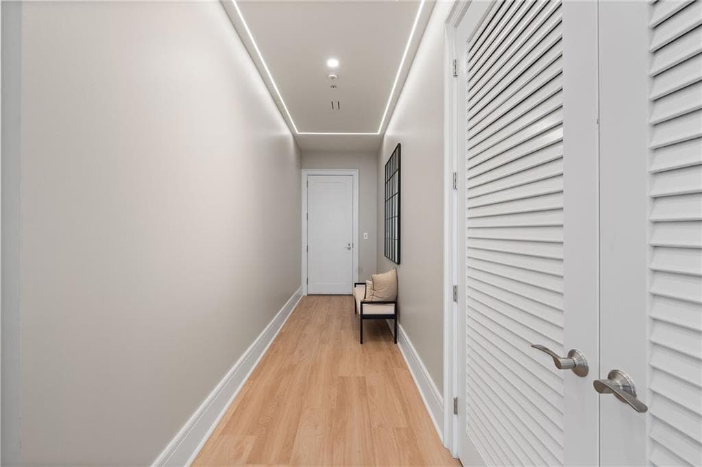 3 bedroom, 3 bathroom, 2,288 sq ft condominium for sale at 1065 Peachtree Street 3402, Atlanta, GA 30309 — photo 3