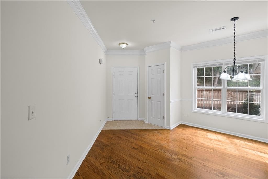 2 bedroom, 2 bathroom condominium for rent at 8849 Fairview Bluff Road, Johns Creek, GA 30022 for $1,950 a month — photo 3