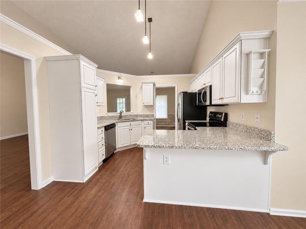 4 bedroom, 3 bathroom, 2,185 sq ft single family residence for sale at 4225 Ruby Forest Boulevard, Suwanee, GA 30024 — photo 5