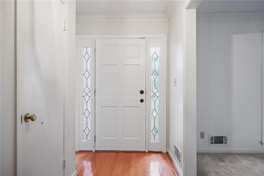 3 bedroom, 3 bathroom, 2,305 sq ft single family residence under contract at 2902 Marlin Circle, Chamblee, GA 30341 — photo 3