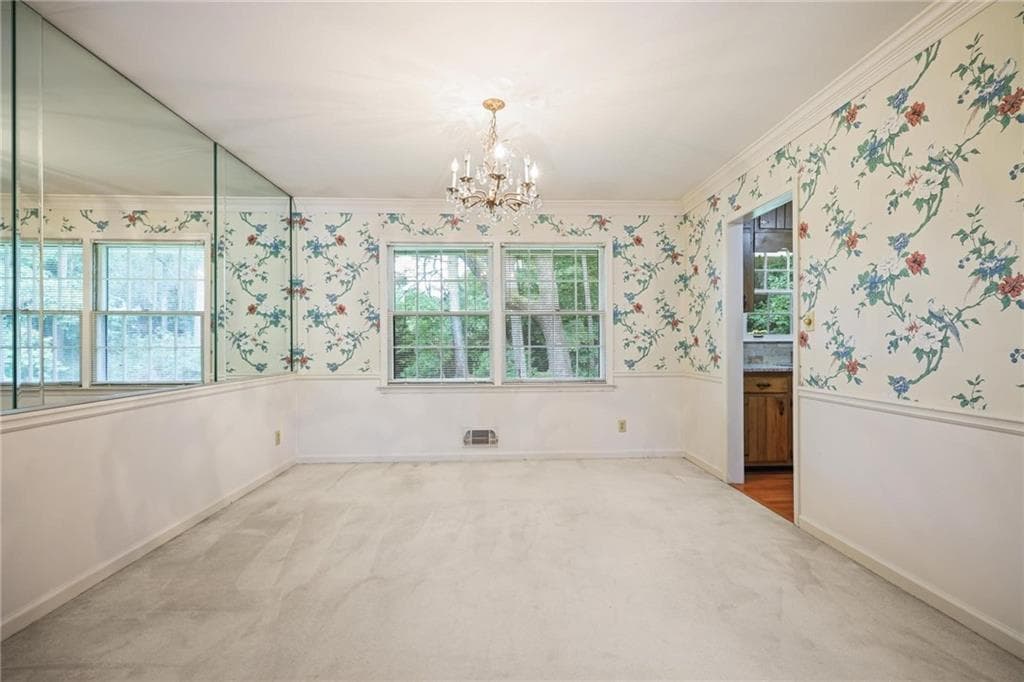 3 bedroom, 3 bathroom, 2,305 sq ft single family residence under contract at 2902 Marlin Circle, Chamblee, GA 30341 — photo 6