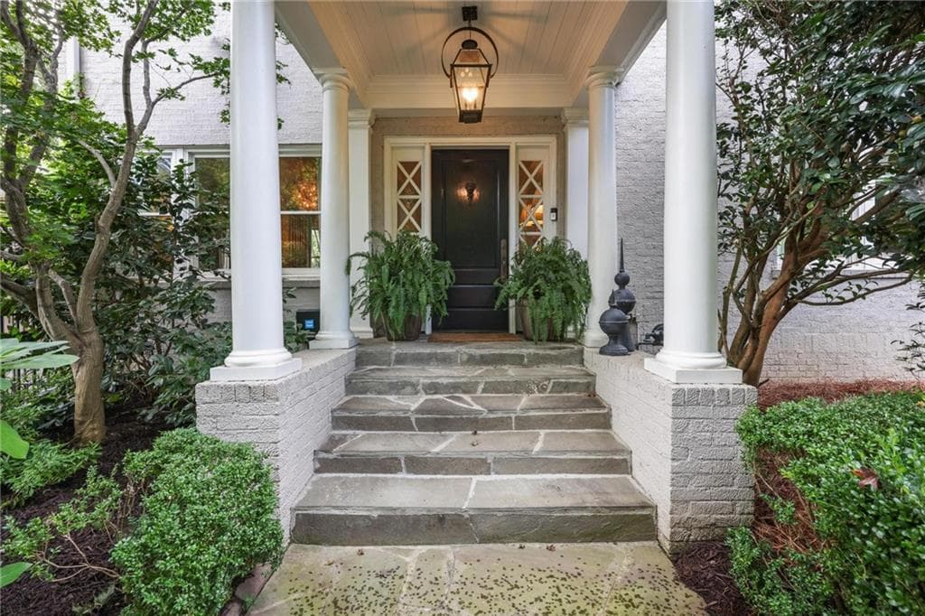 4 bedroom, 4 bathroom, 3,877 sq ft single family residence for sale at 36 26th Street, Atlanta, GA 30309 — photo 2