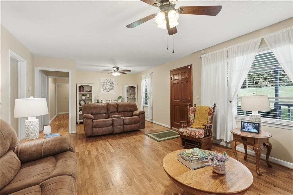 3 bedroom, 2 bathroom, 1,992 sq ft single family residence for sale at 6757 Campground Road, Cumming, GA 30040 — photo 6