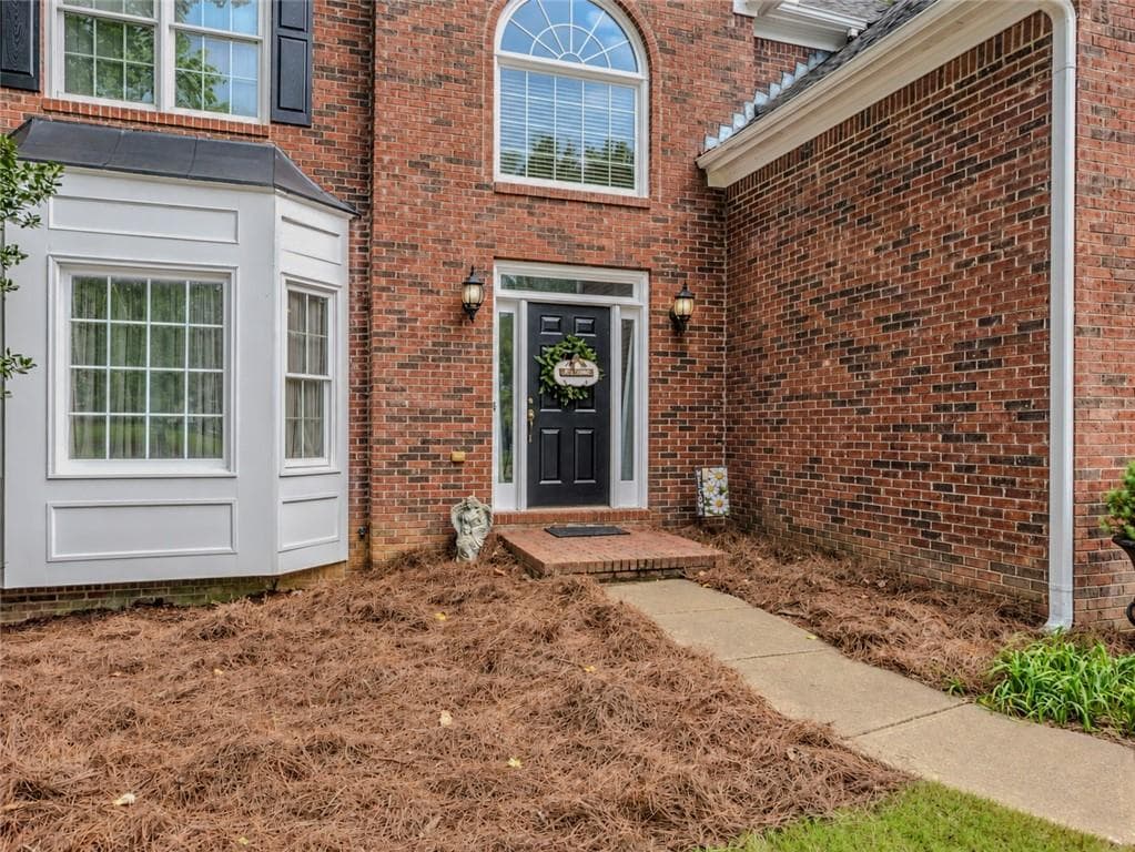 5 bedroom, 4 bathroom, 3,475 sq ft single family residence for sale at 973 Brookgreen Place, Lawrenceville, GA 30043 — photo 3