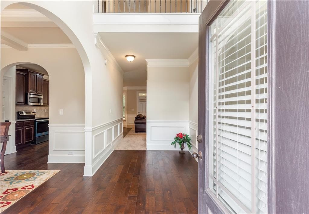 5 bedroom, 3 bathroom, 2,993 sq ft single family residence for sale at 309 Pennant Lane, South Fulton, GA 30213 — photo 2