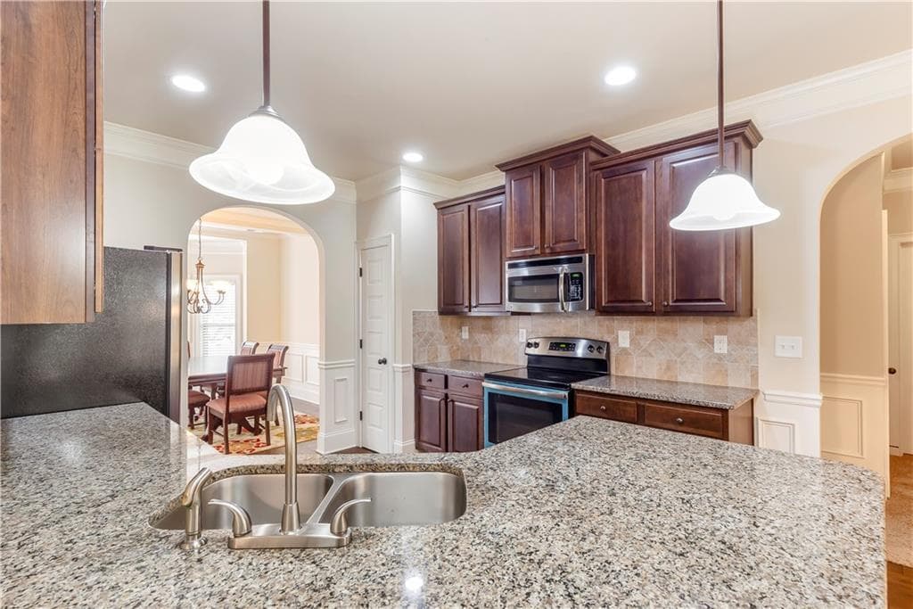 5 bedroom, 3 bathroom, 2,993 sq ft single family residence for sale at 309 Pennant Lane, South Fulton, GA 30213 — photo 6