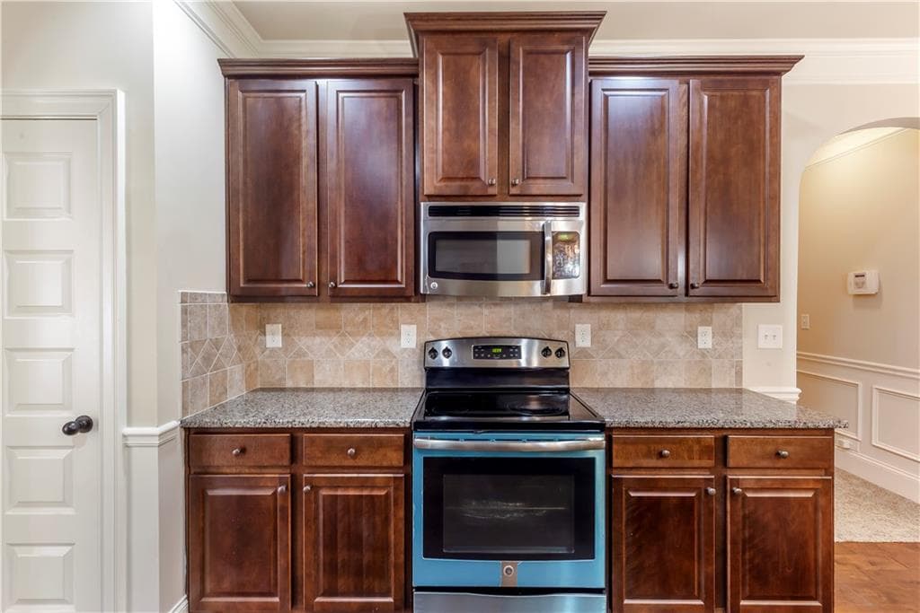 5 bedroom, 3 bathroom, 2,993 sq ft single family residence for sale at 309 Pennant Lane, South Fulton, GA 30213 — photo 7