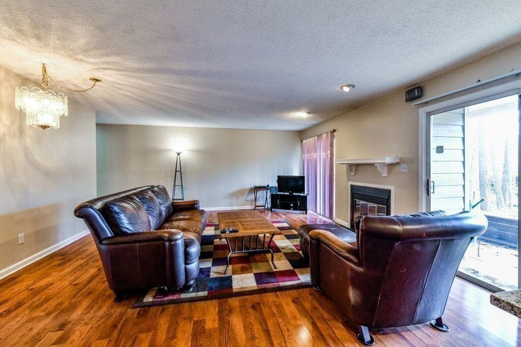2 bedroom, 2 bathroom, 1,250 sq ft condominium for rent at 53 Doranne Court 53, Smyrna, GA 30080 for $1,725 a month — photo 10