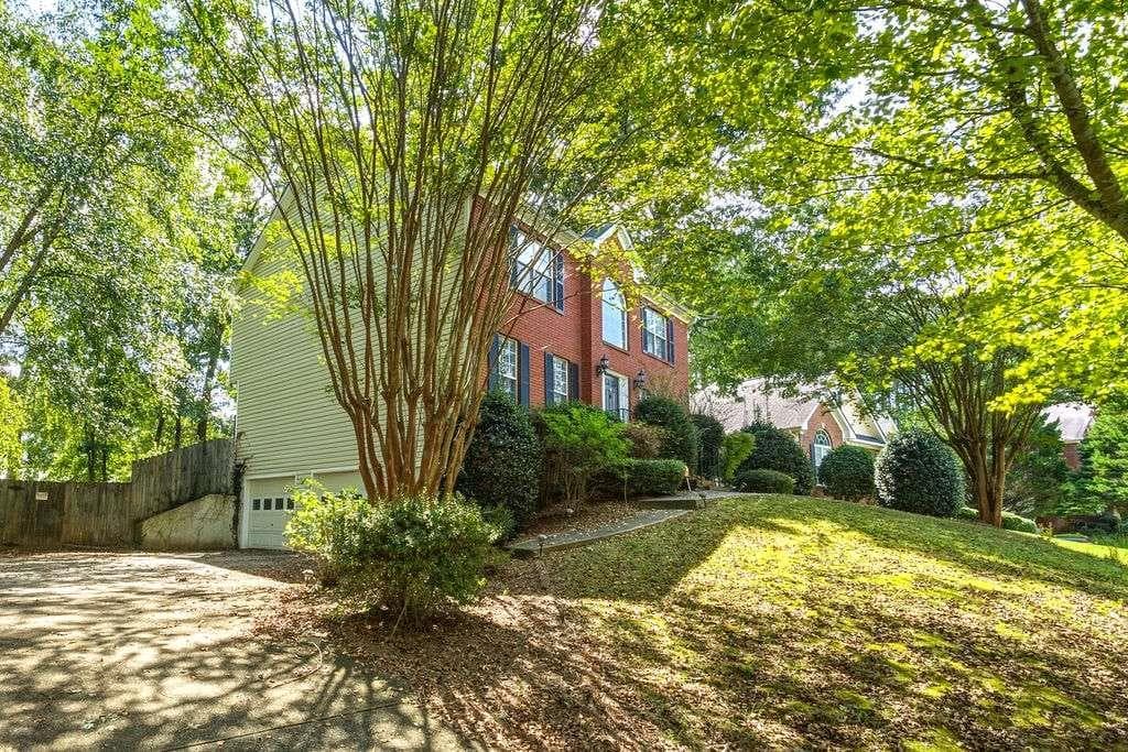 4 bedroom, 3 bathroom, 2,540 sq ft single family residence for sale at 4957 HERITAGE CROSSING Drive, Powder Springs, GA 30127 — photo 2