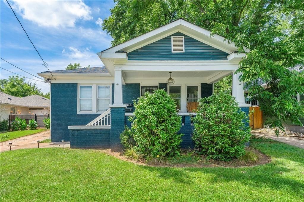 4 bedroom, 2 bathroom, 1,959 sq ft single family residence for sale at 1425 Boulevard, Atlanta, GA 30315 — photo 2