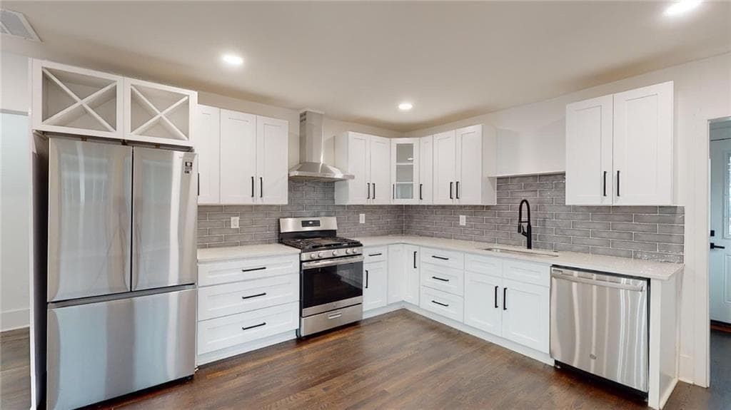 4 bedroom, 2 bathroom, 1,959 sq ft single family residence for sale at 1425 Boulevard, Atlanta, GA 30315 — photo 3