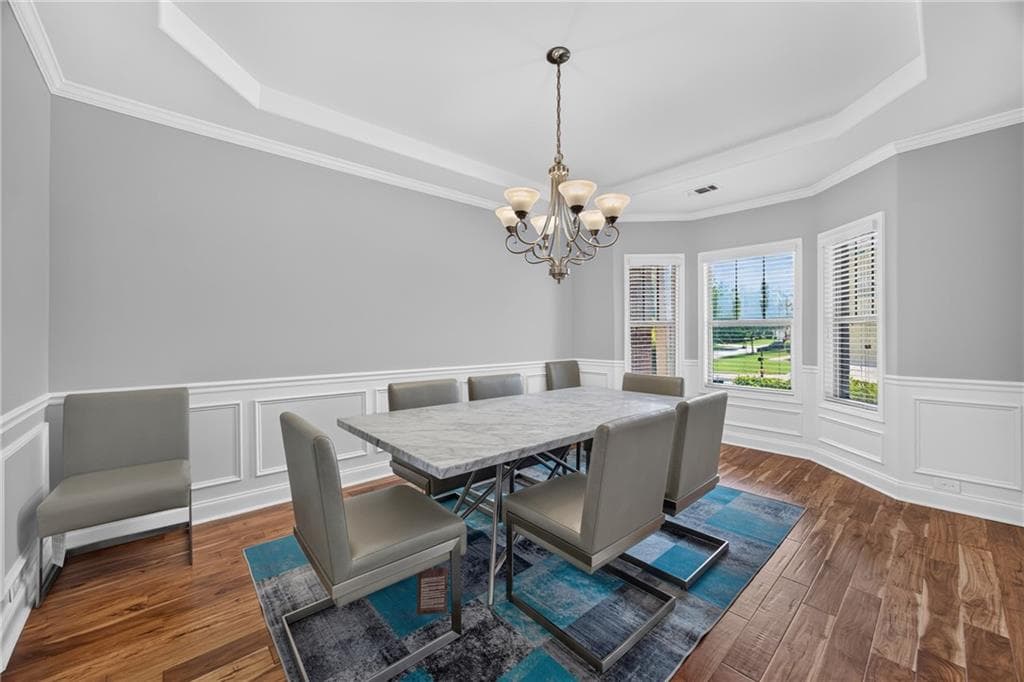 5 bedroom, 4 bathroom, 4,956 sq ft single family residence for sale at 3831 Lake Haven Way, Atlanta, GA 30349 — photo 7