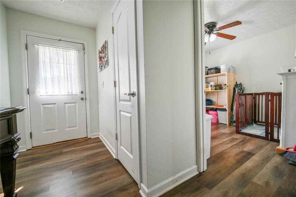 3 bedroom, 2 bathroom, 1,552 sq ft single family residence for sale at 1167 Bell Circle, Madison, GA 30650 — photo 6