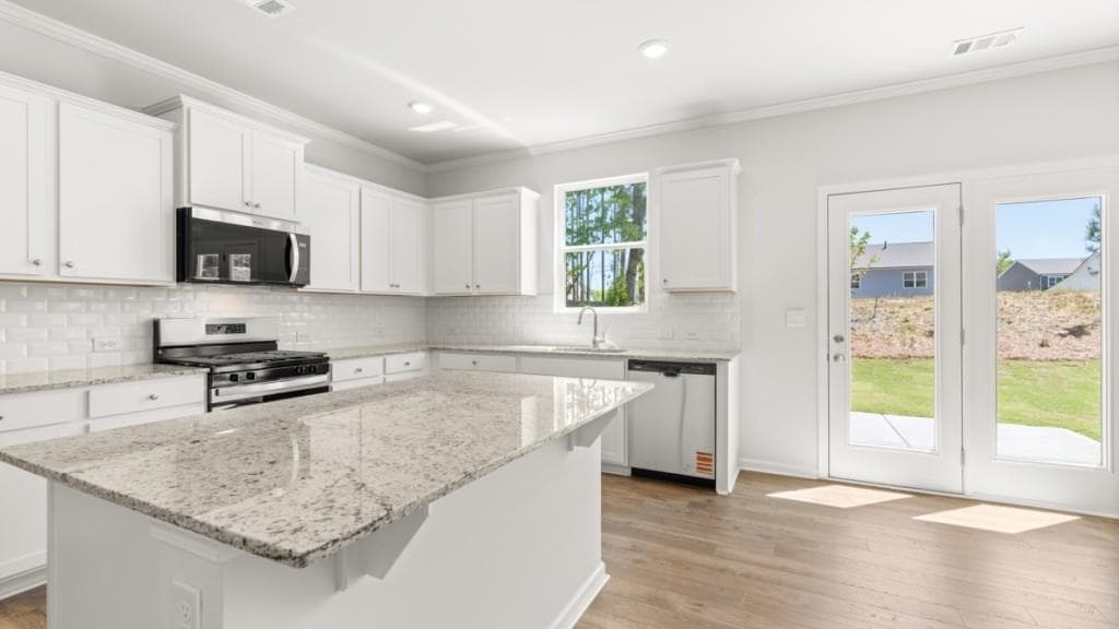 5 bedroom, 3 bathroom, 2,804 sq ft single family residence for sale at 34 Hampshire Court, Cartersville, GA 30120 — photo 8