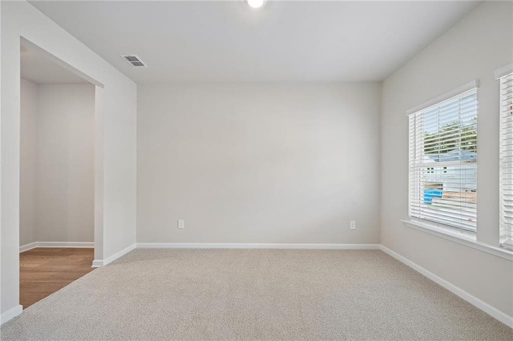 5 bedroom, 3 bathroom, 2,950 sq ft single family residence for sale at 586 Tallulah Lane, Grayson, GA 30017 — photo 7