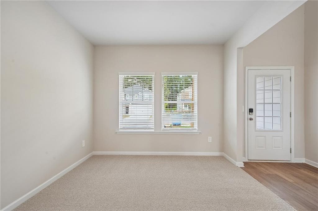 5 bedroom, 3 bathroom, 2,950 sq ft single family residence for sale at 586 Tallulah Lane, Grayson, GA 30017 — photo 8