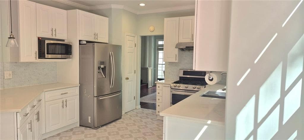 4 bedroom, 4 bathroom, 3,248 sq ft single family residence for sale at 3165 Park Chase, Alpharetta, GA 30022 — photo 6