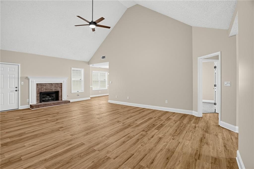 4 bedroom, 2 bathroom, 1,801 sq ft single family residence for sale at 1512 Queen Elizabeth Drive, Locust Grove, GA 30248 — photo 5
