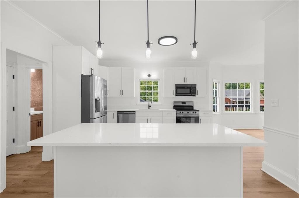 4 bedroom, 3 bathroom, 2,897 sq ft single family residence for sale at 877 Jami Court, Lawrenceville, GA 30046 — photo 8