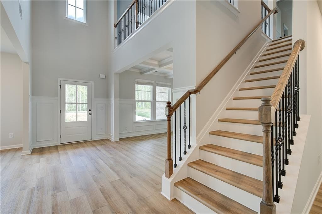 5 bedroom, 4 bathroom, 4,021 sq ft single family residence for sale at 255 Linford Drive, Locust Grove, GA 30248 — photo 7