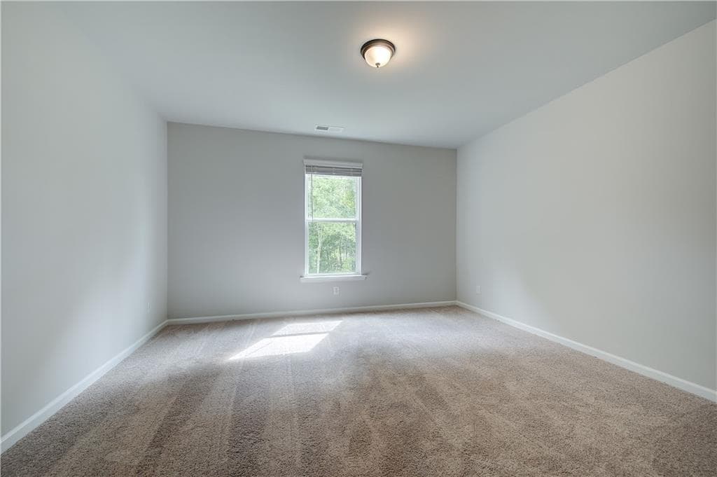 5 bedroom, 4 bathroom, 4,021 sq ft single family residence for sale at 255 Linford Drive, Locust Grove, GA 30248 — photo 8